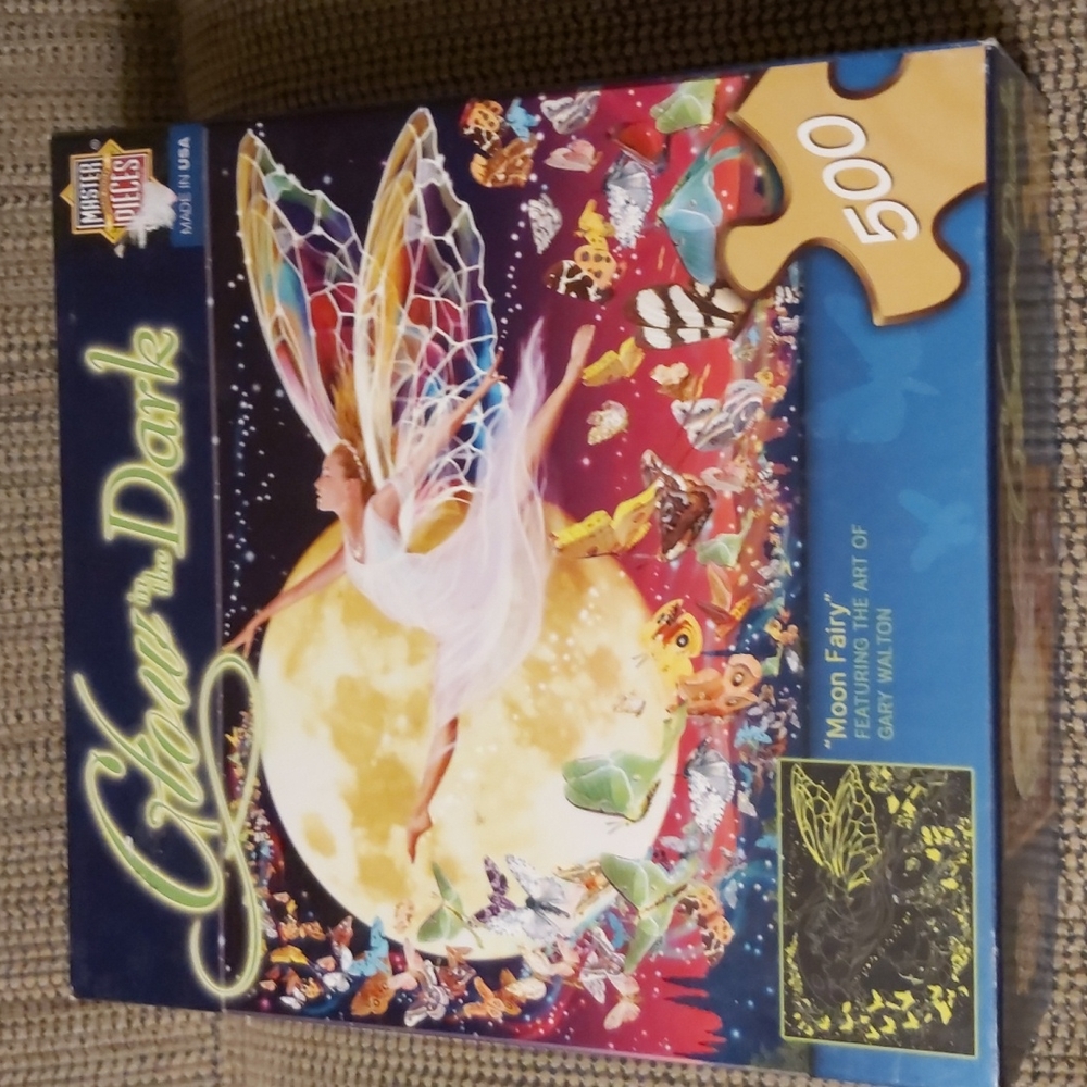 Glow in the dark Moon Fairy 500pc puzzle